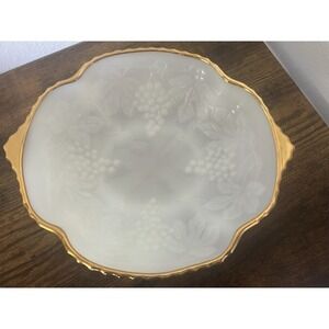 Vintage Anchor Hocking White Milk Glass Gold Edge‎ 3D Grape Design Fruit Bowl